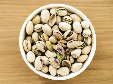 Benefits of nuts and seeds with protein-rich pistachios